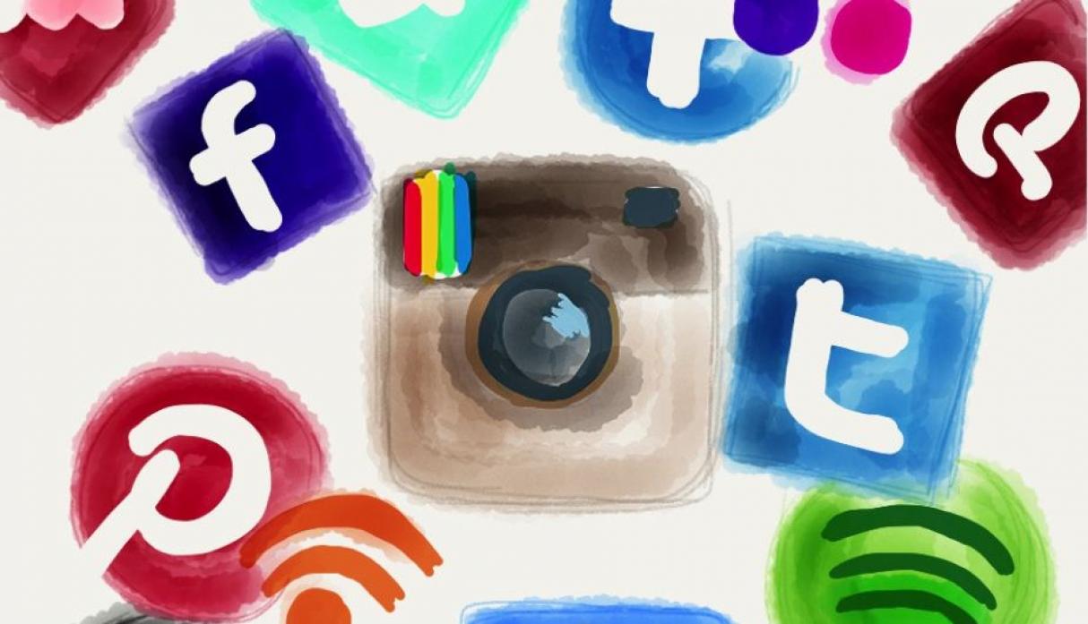 El rey Facebook destronado de las redes sociales por el príncipe Instagram
